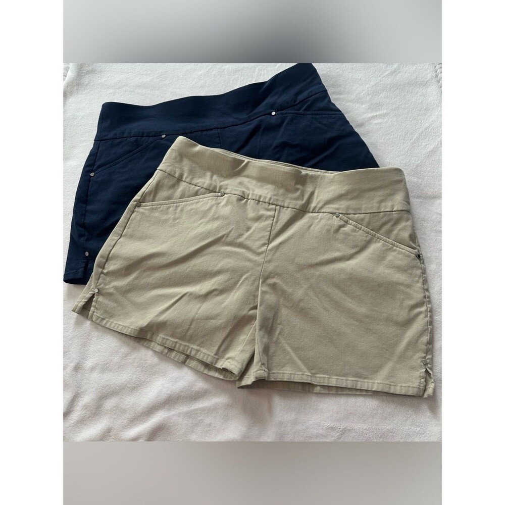 2 pairs bundle size 6 INC international concepts chino shorts navy cream rayon